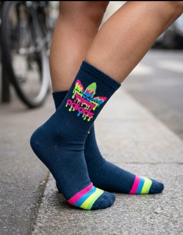 Tenis Adidas azul y colores