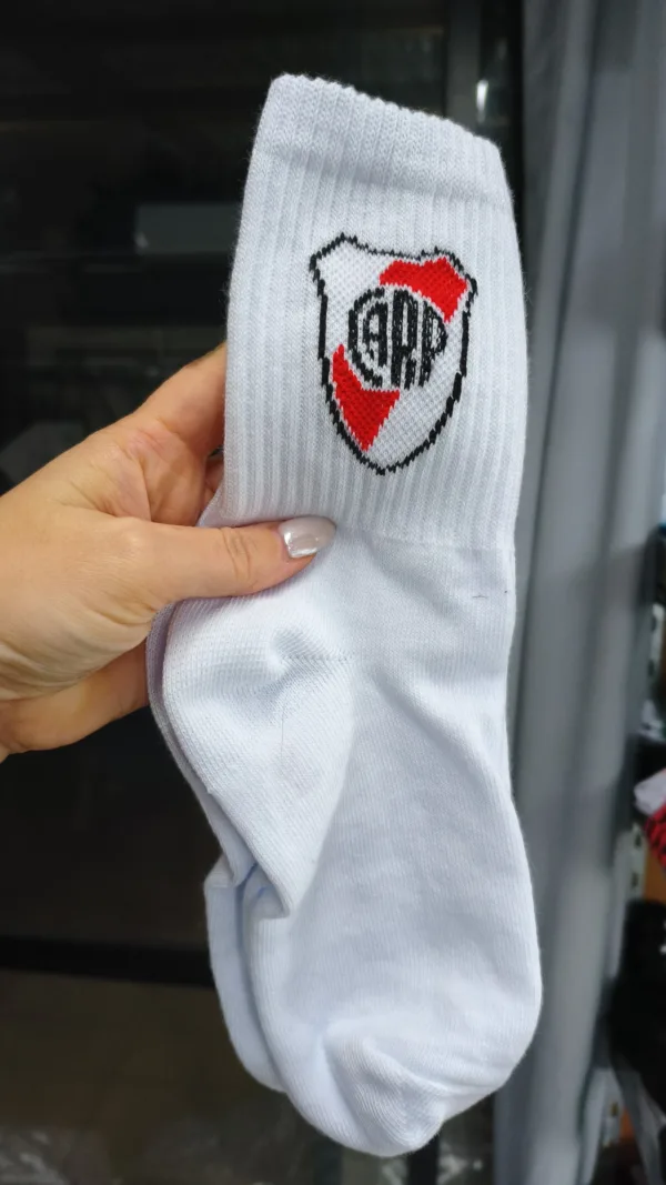 Tenis River