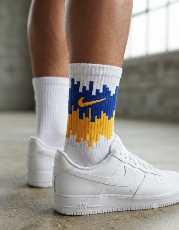 Tenis Nike mancha azul y amarillo