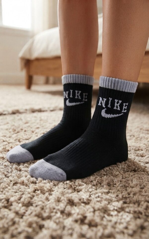 Tenis Nike negra y gris